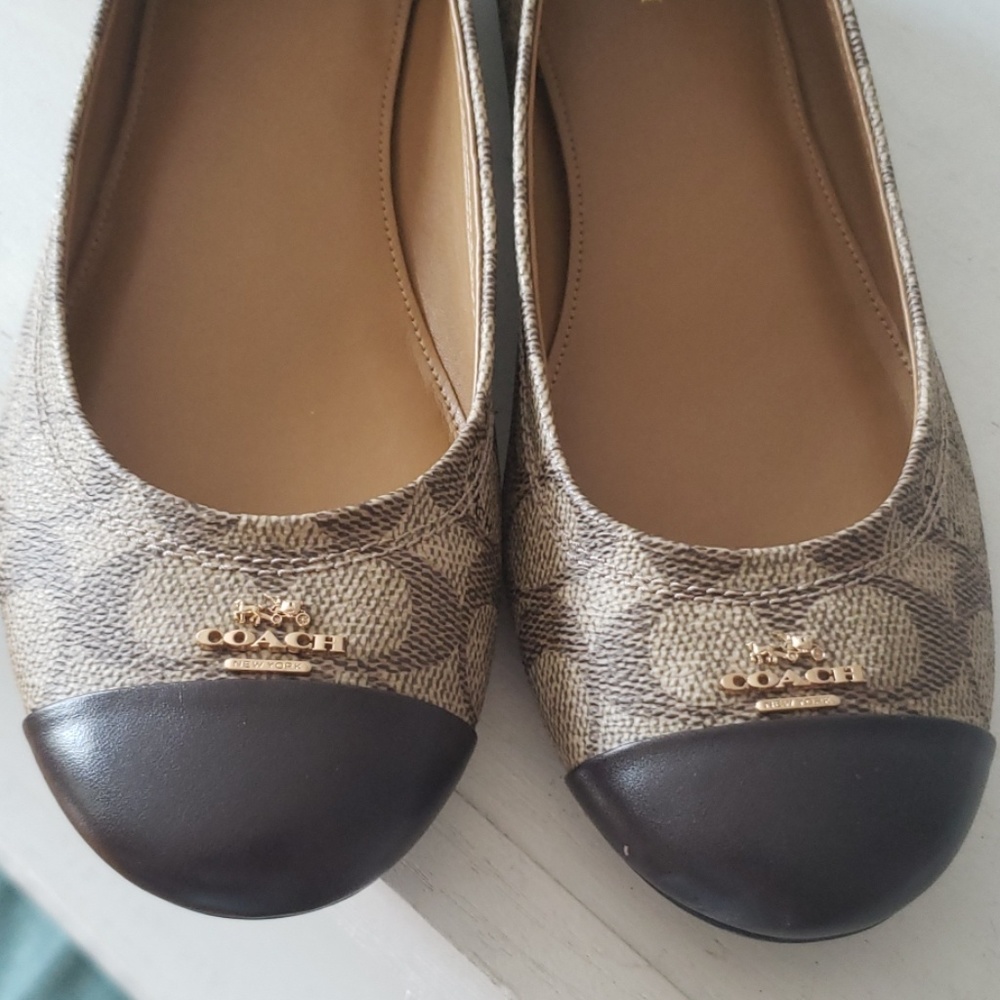 Coach Flats